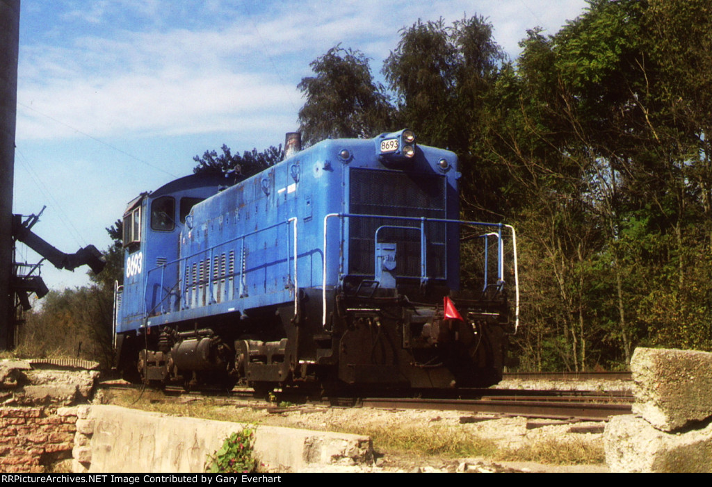 HCRR SW8m #8693 - Honey Creek RR